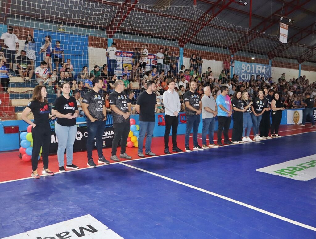 Autoridades prestigiaram a abertura da competição